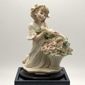 Giuseppe Armani Bimba Con Cesto Rosi